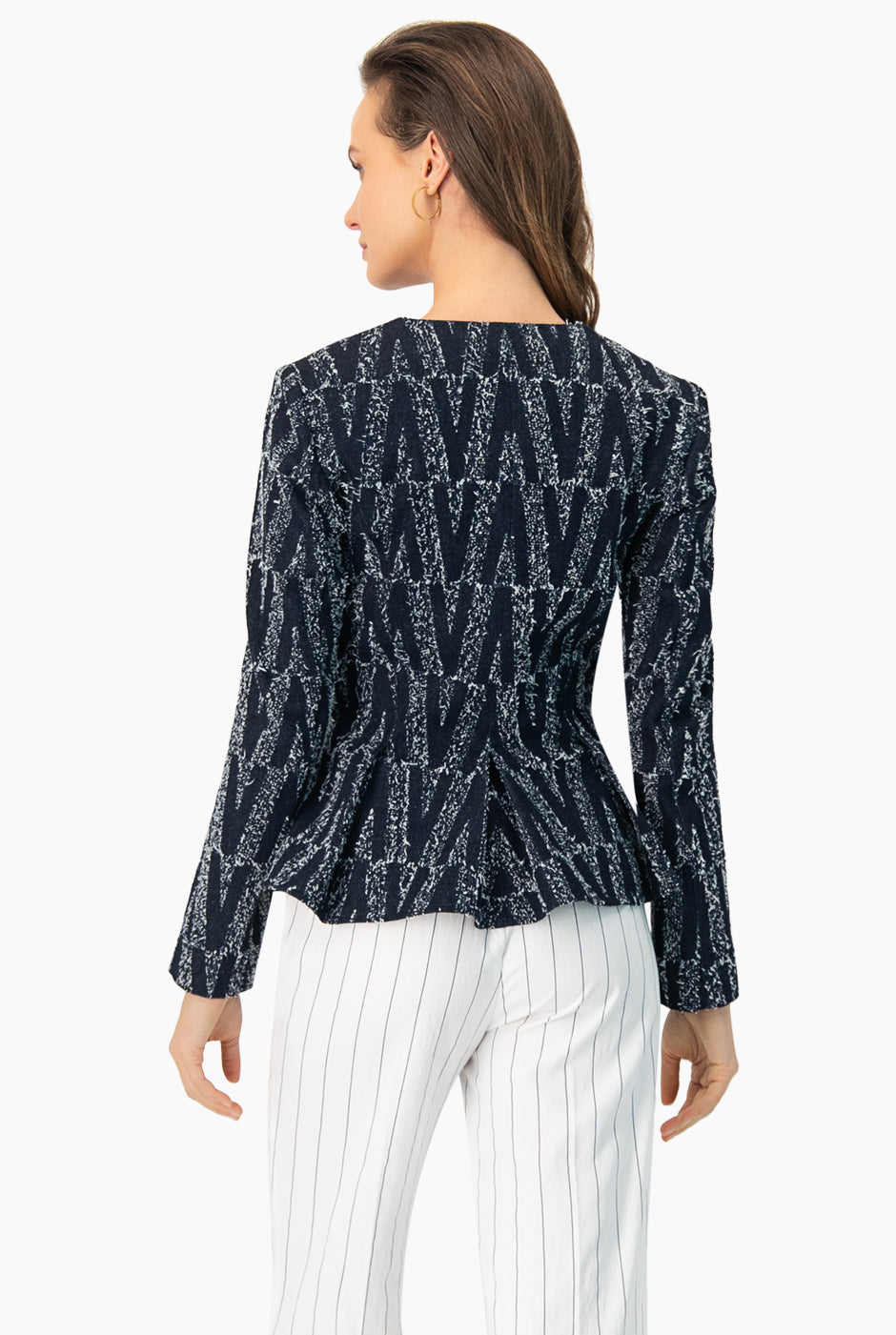 Chamarra tipo peplum