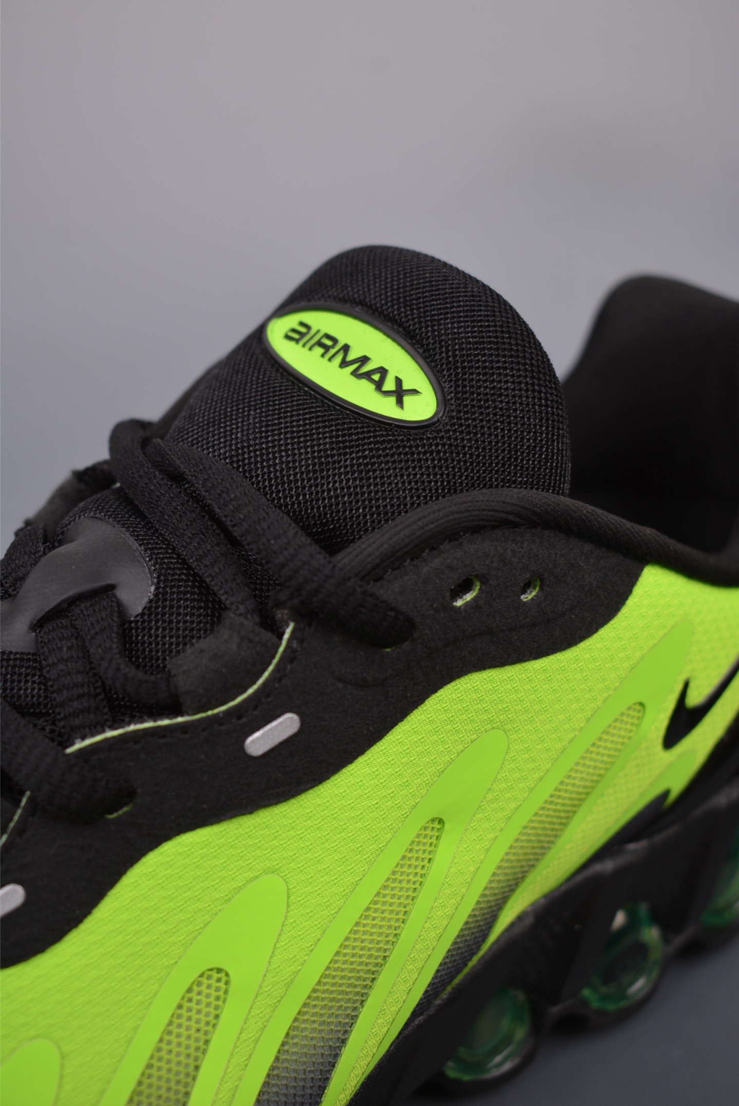 Nike Air Max DN8 Black Fluorescent Green FQ7860-017
