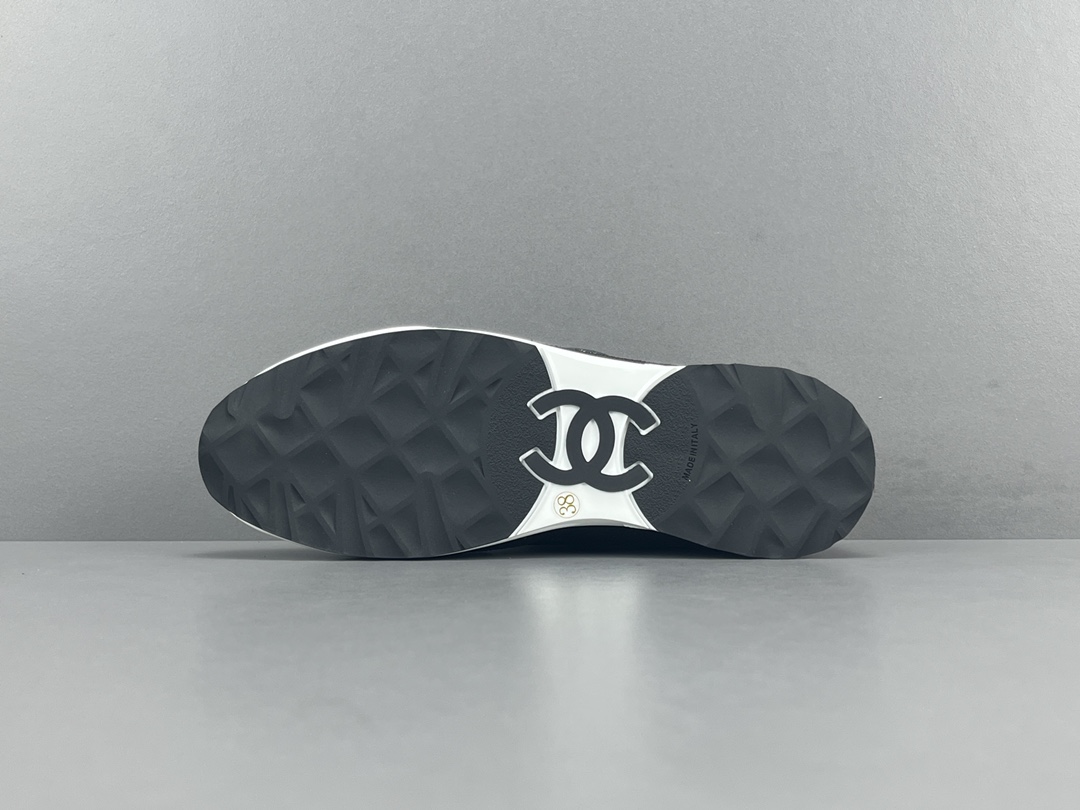 Chanel A25 CC Calfskin Trainers Sneaker G46372-B19848-NAFGO