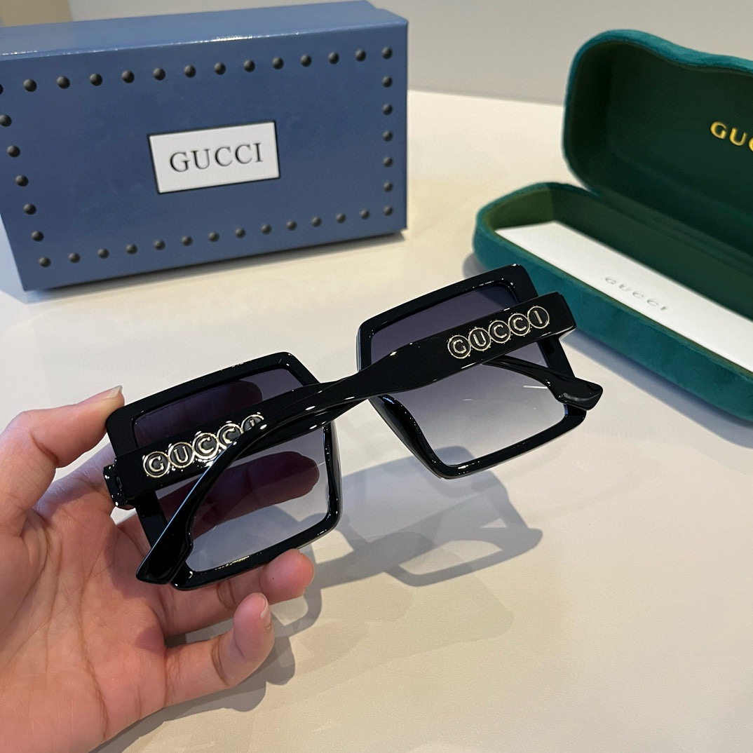 Gucci Square Frame Sunglasses