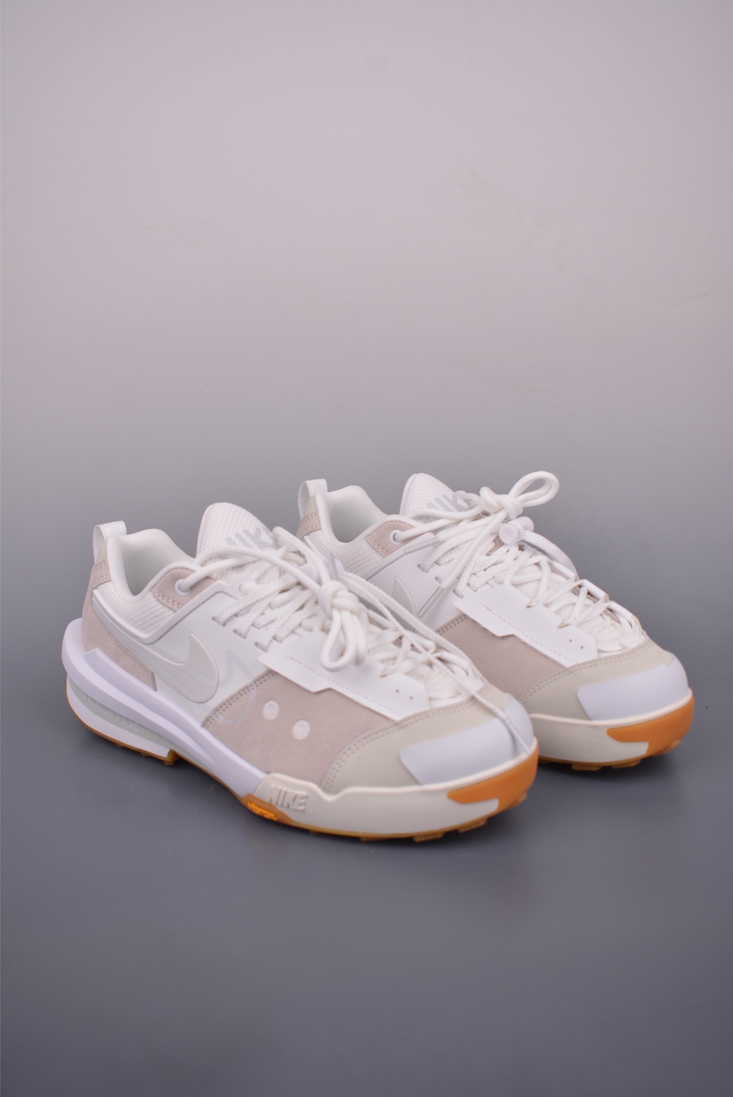 Sacai x NIKE Zegama Dome SP