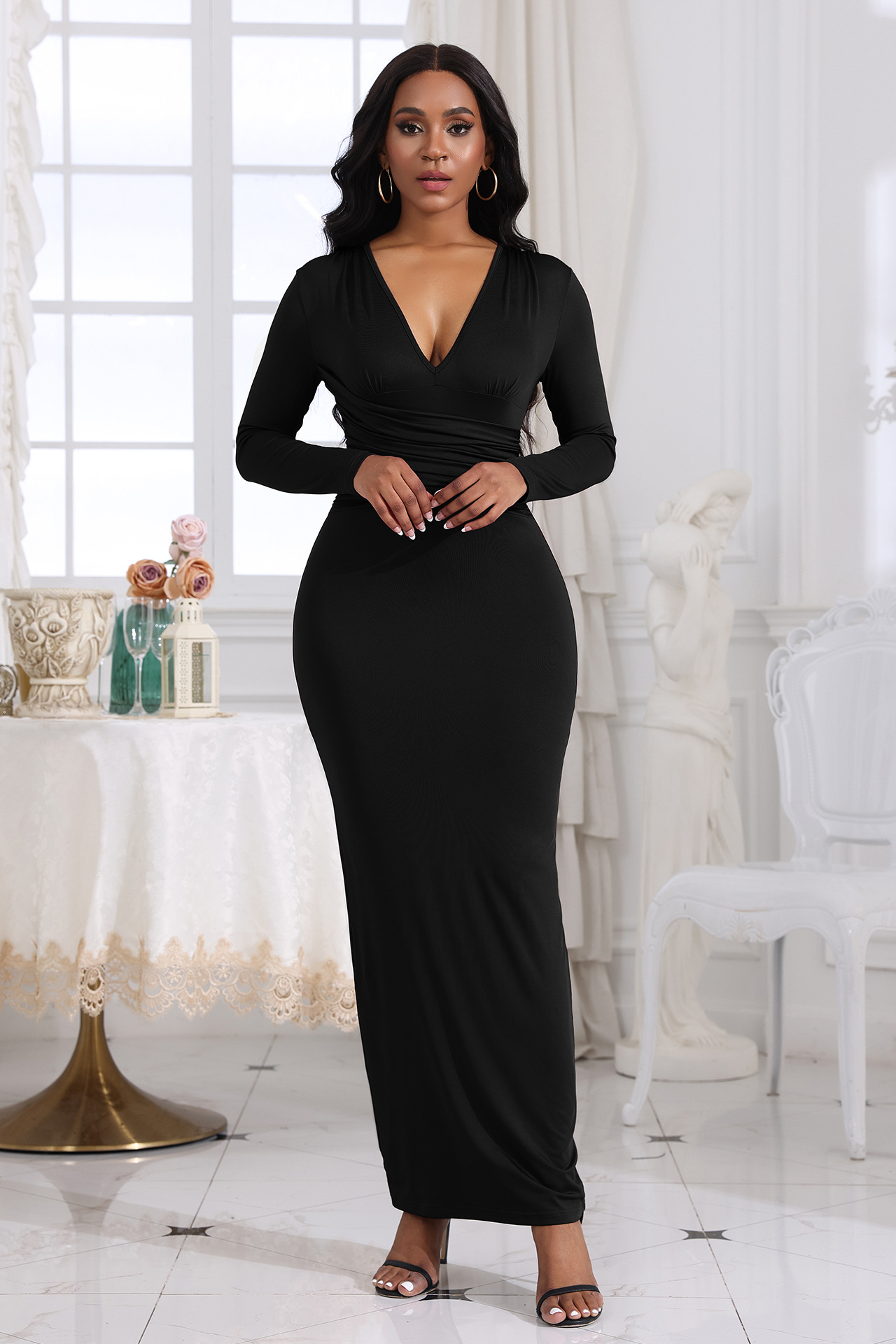 Black Fashionable sexy v-neck slim pleats solid color long sleeves dress