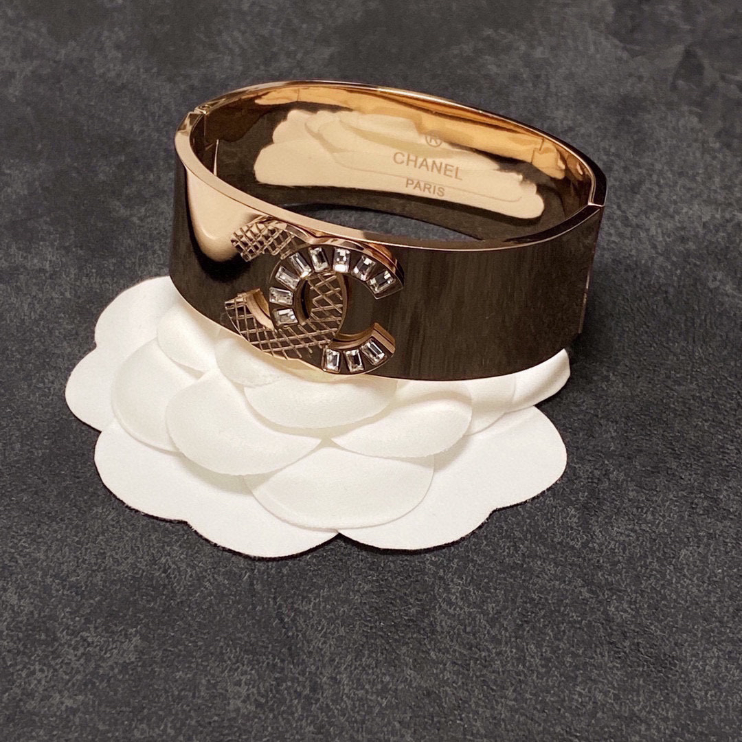 Chanel wide micro diamond bracelet