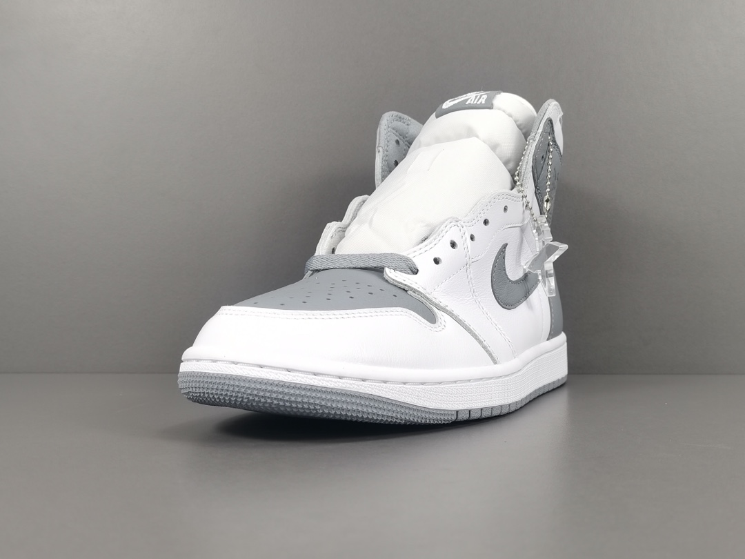 Nike Air Jordan 1 Retro High OGStealth 555088-037