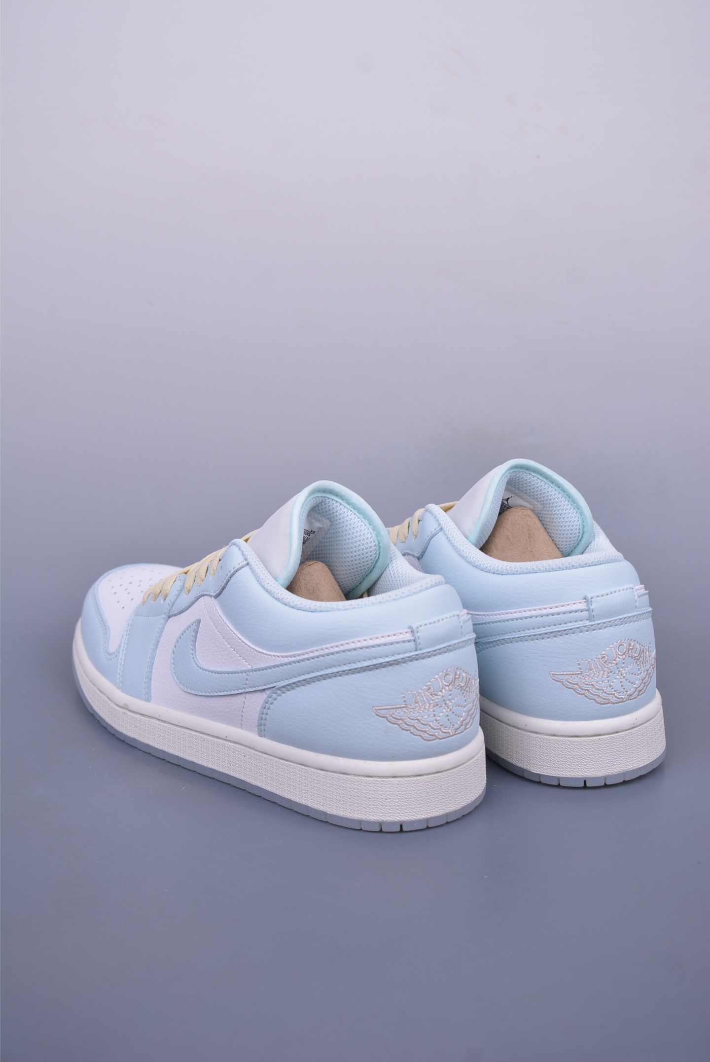 Nike Air Jordan 1 Low AJ1 basketball shoes Light Blue Beige HJ5999-400