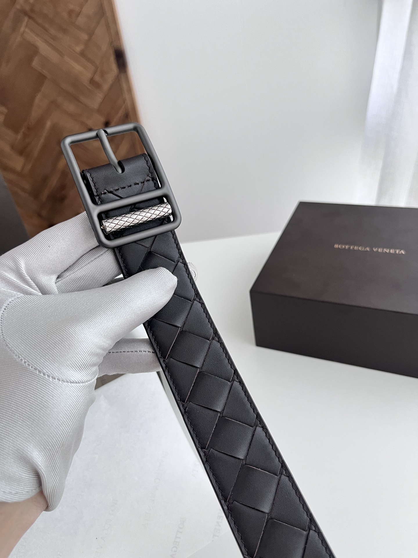 Bottega Veneta woven leather belt with rotating pin buckle, 3.5cm wide