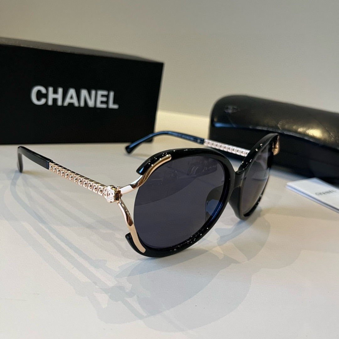 Chanel round frame sunglasses