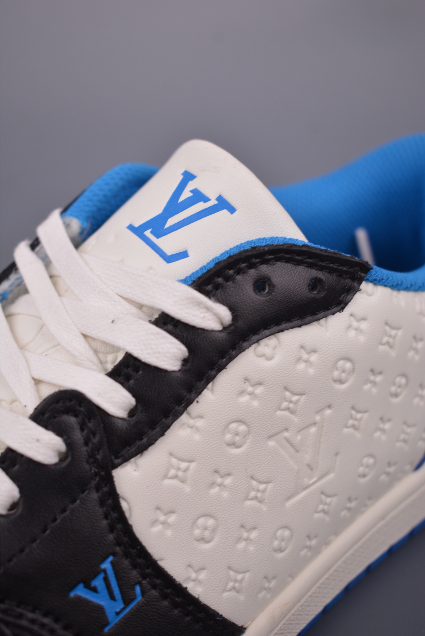 Louis vuitton X Air Jordan 1 Low 