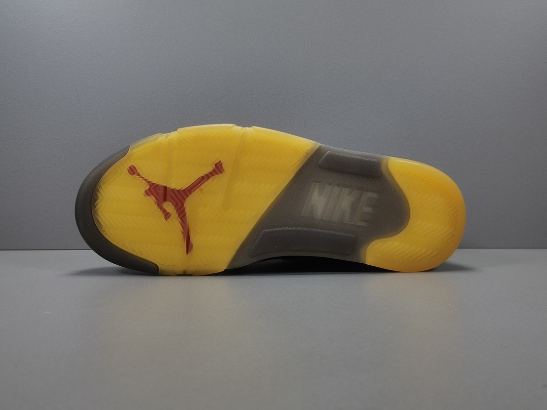 Off-White™ x Air Jordan Retro 5BlackMuslin-Fire Red CT8480-001