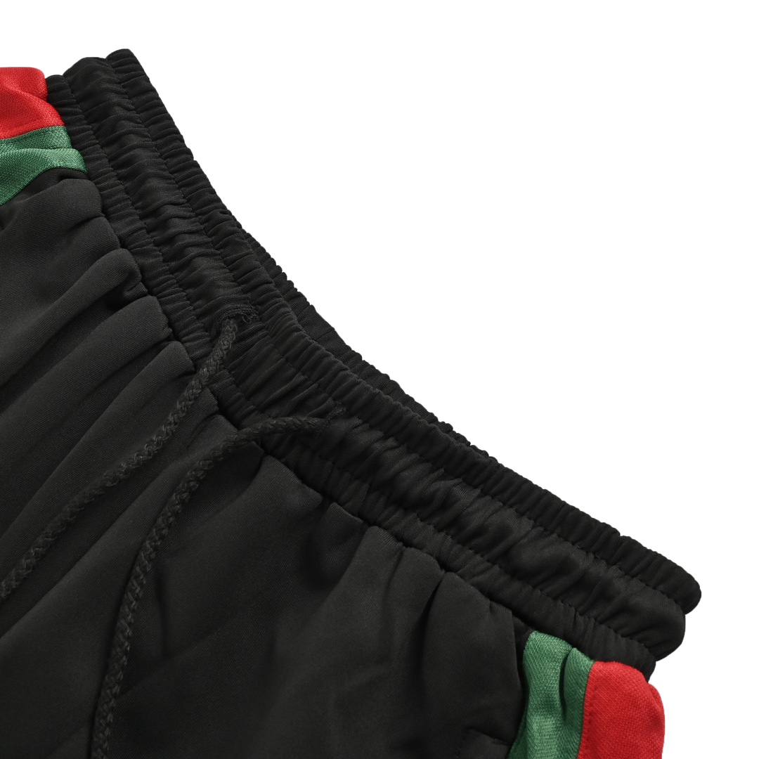 Gucci tricolor stripe pocket logo shorts