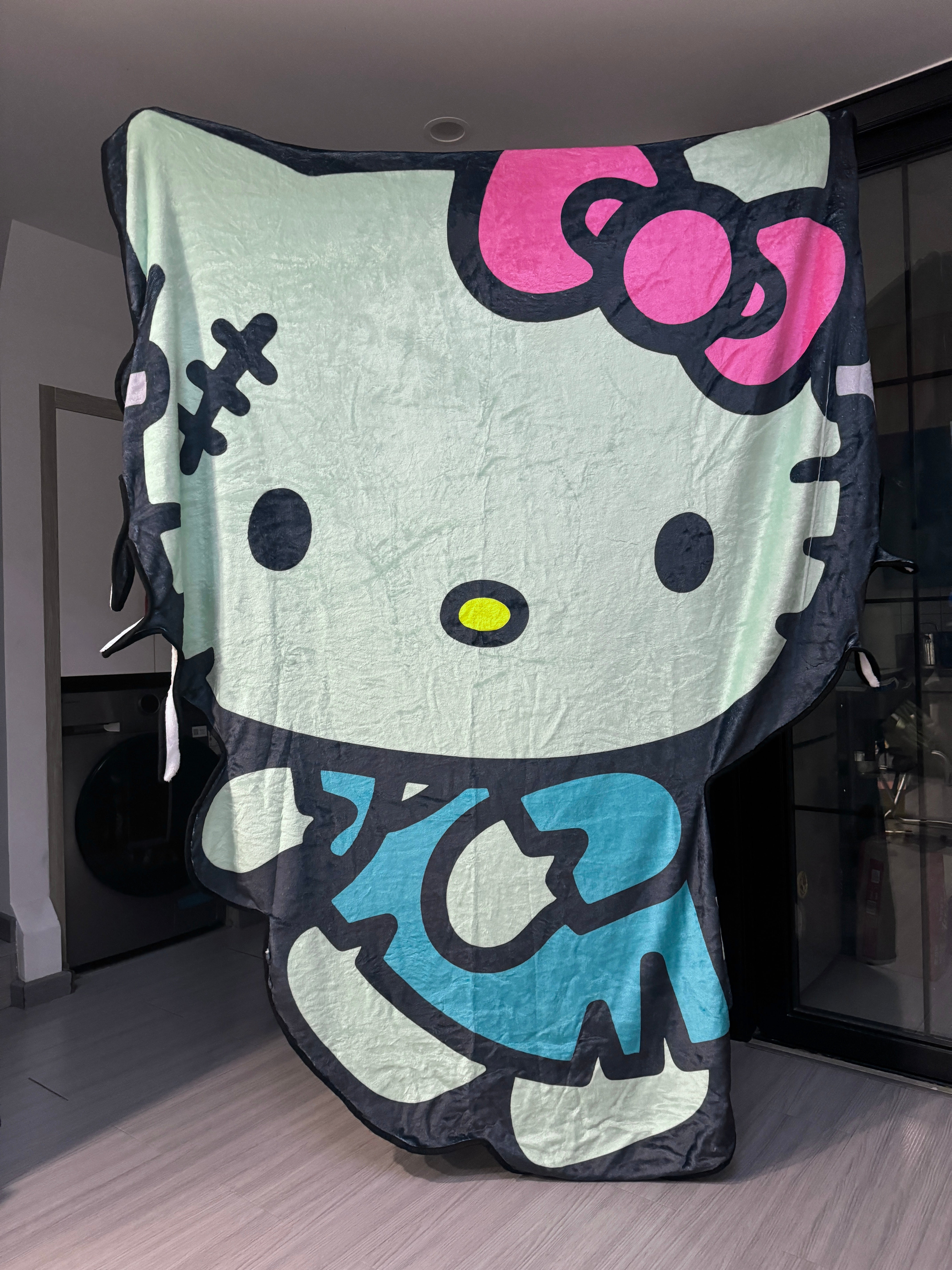Hellokitty Shape Halloween Skeleton Blanket Flannel Throw Blanket Cute Blanket Lightweight Super Soft Cozy for Bed Kids Adult Gift