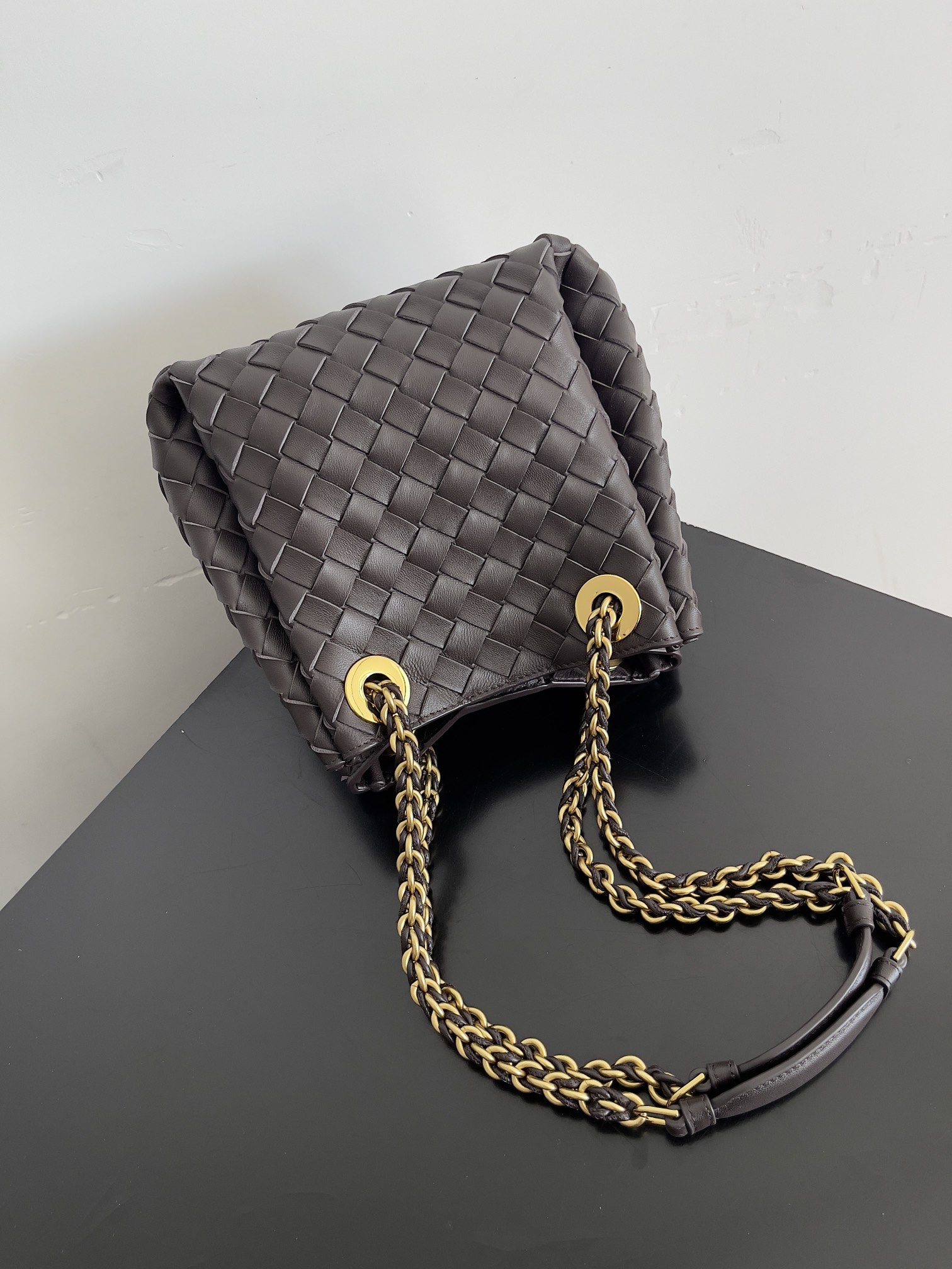 BOTTEGA VENETA New Chain Parachute Bag 817175