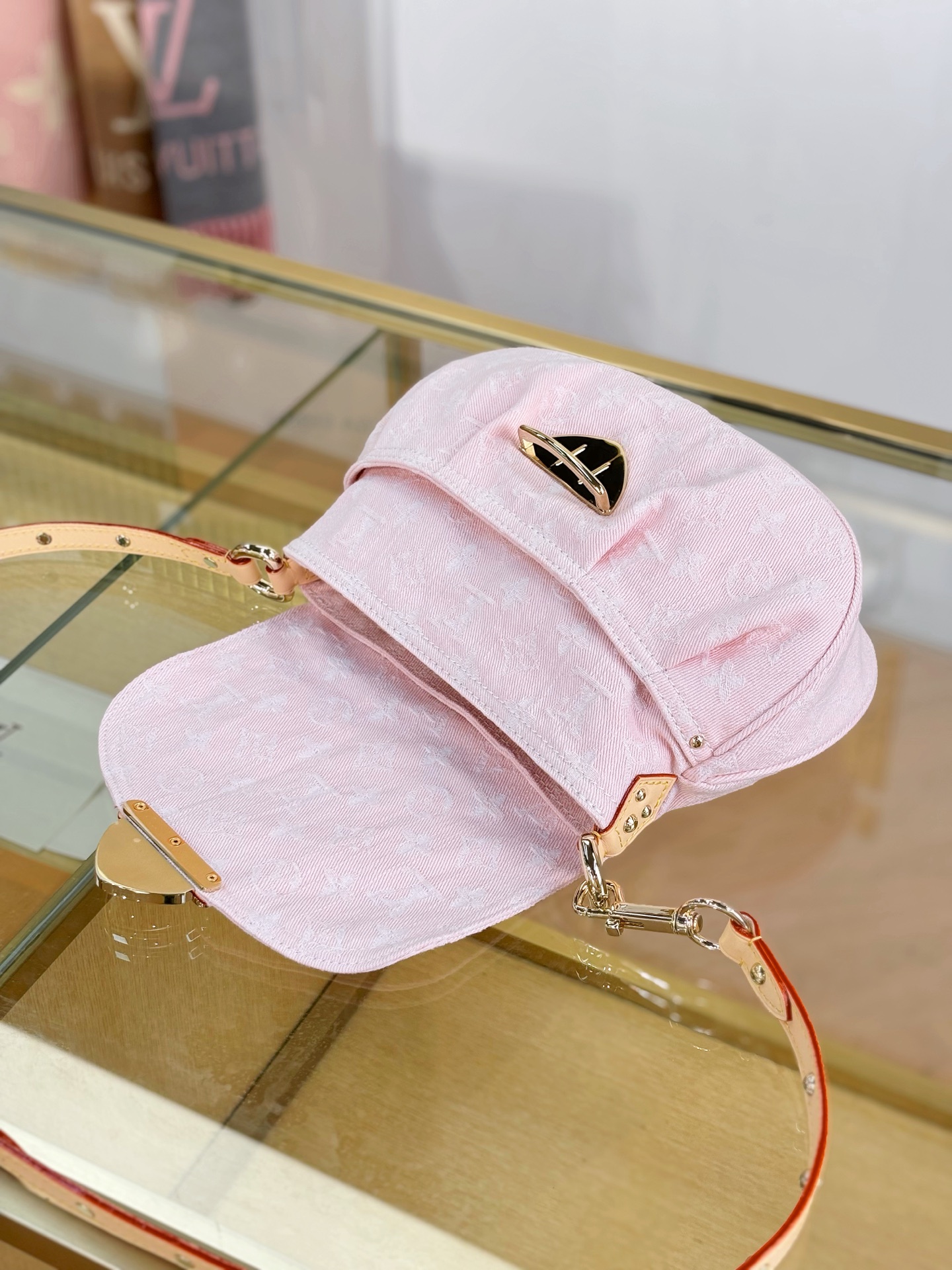 Louis Vuitton SUNSET Handbag M13347