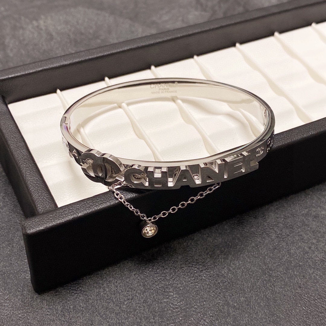 Chanel chain bracelet