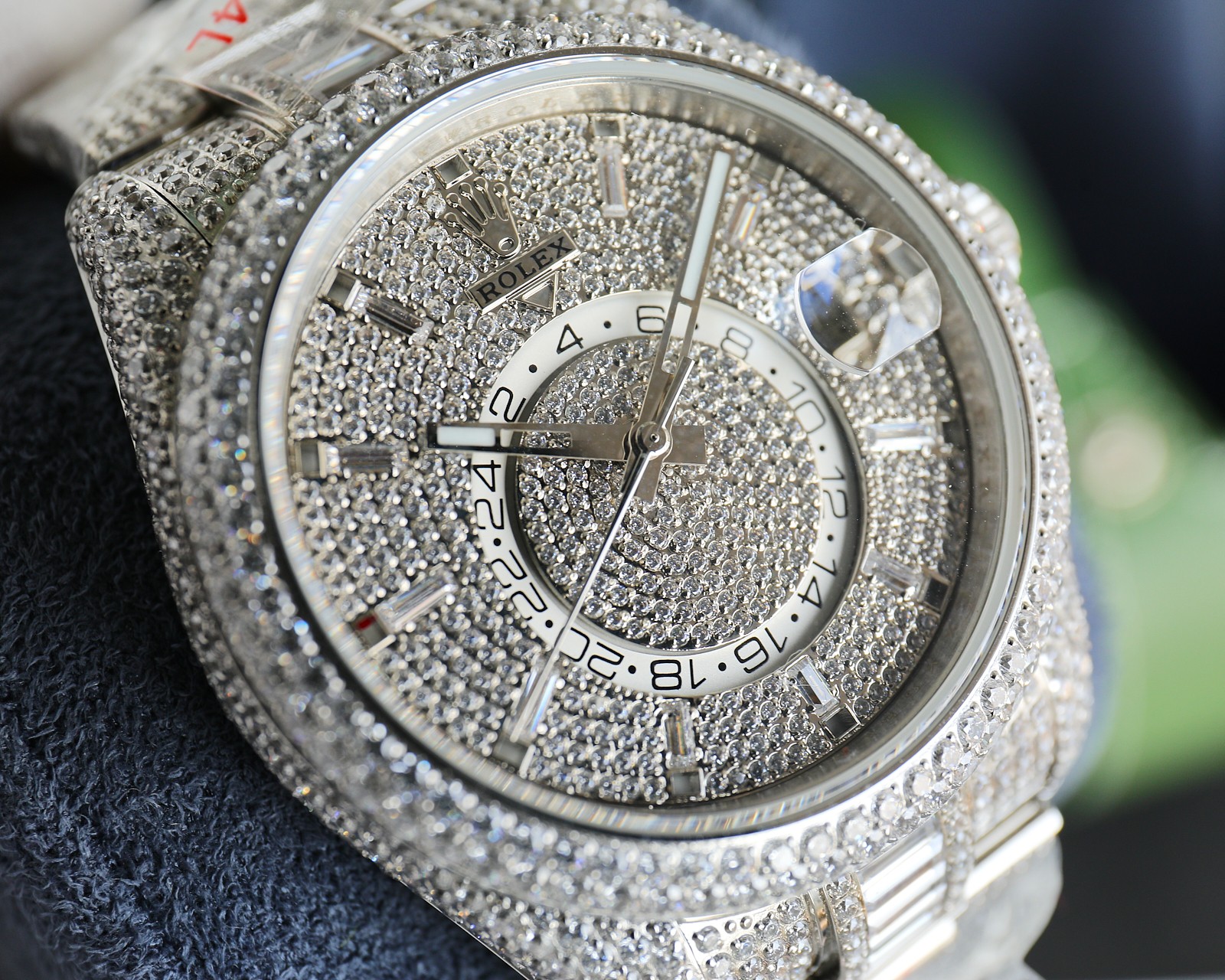 Rolex  Sky-Dweller