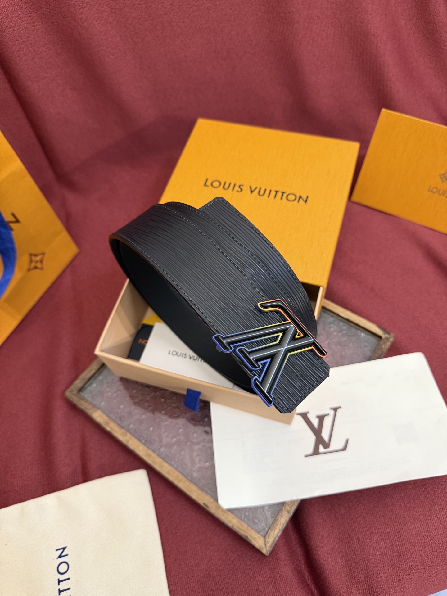 Louis Vuitton Classic Embossed Double-Sided Men's Belt 4CM Width