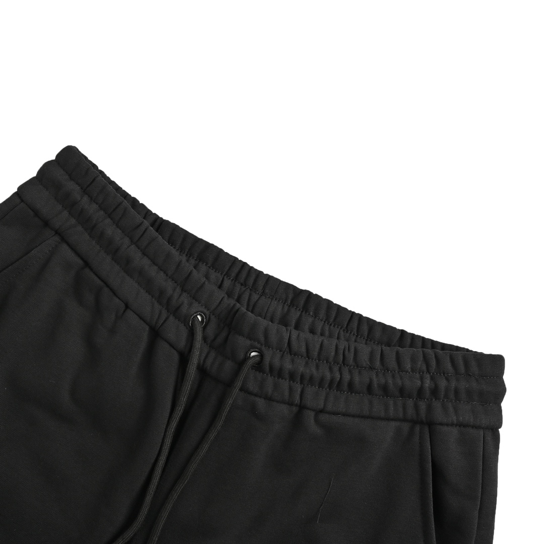 Prada 24Fw back pocket toothbrush logo trousers