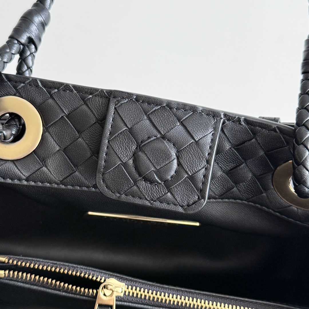 Bottega Veneta Basket New Woven Tote Bag 836261