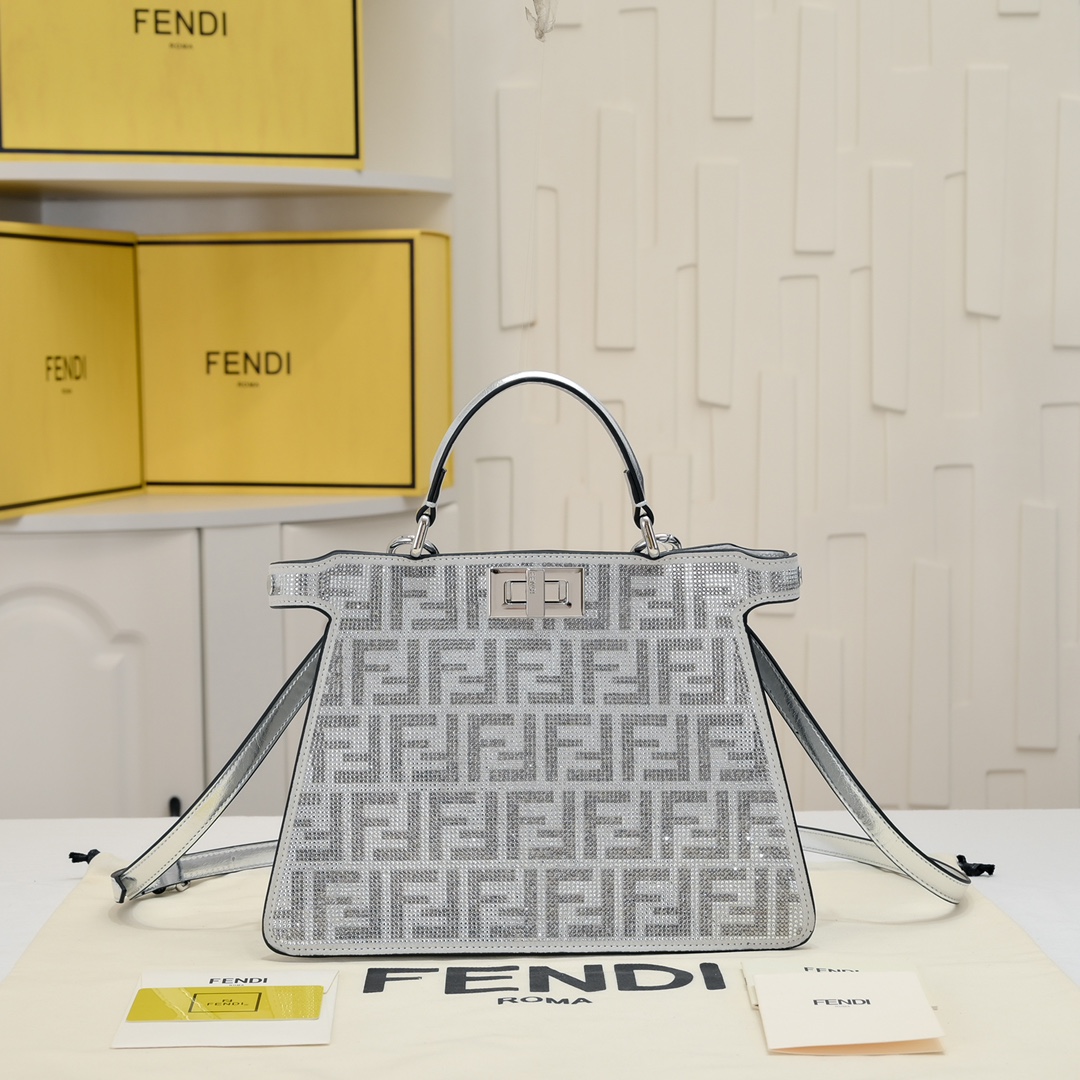 FENDI ekaboo ISeeU tite medium kitten bag 7733