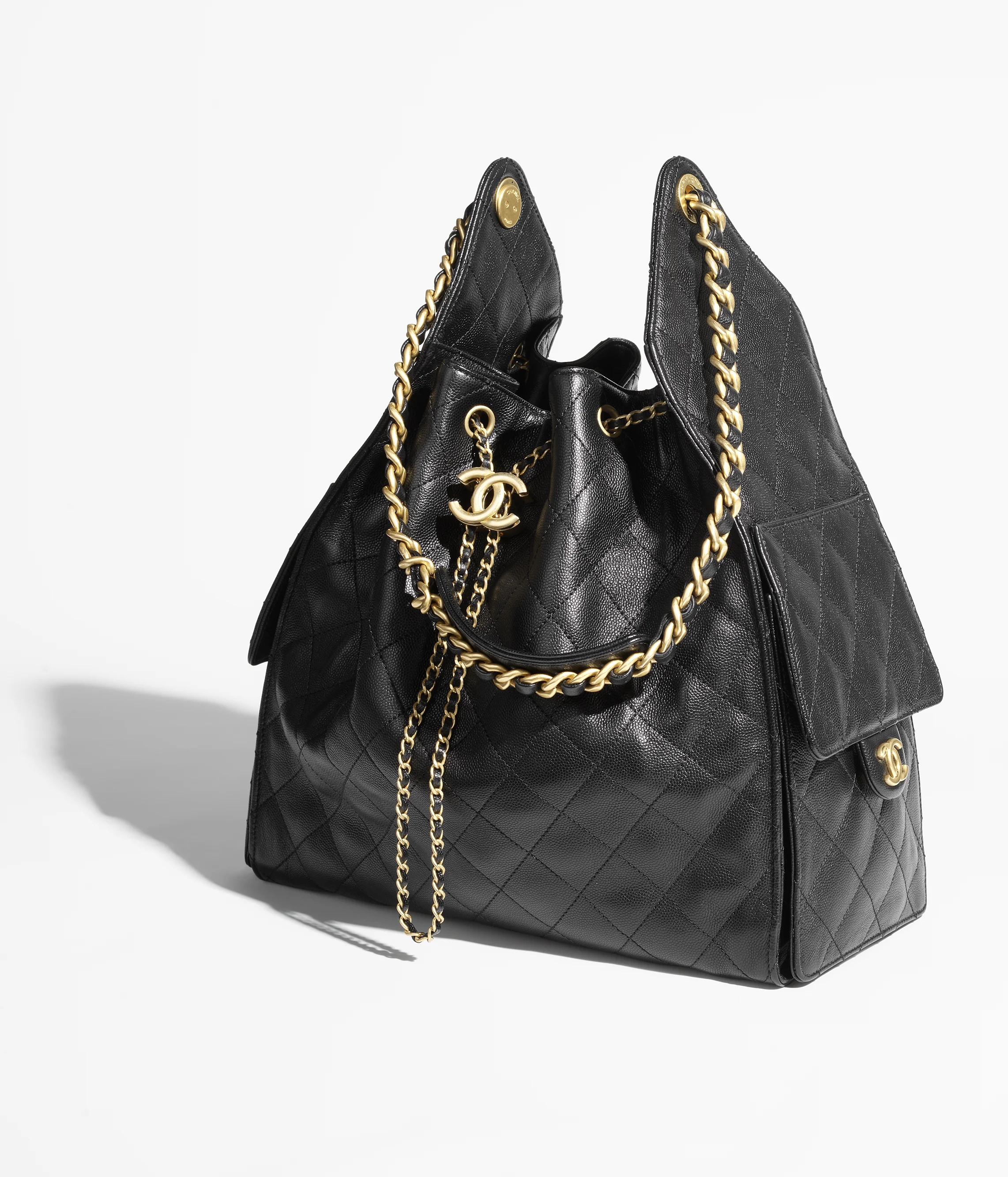 CHANEL 25 Medium Handbag Grained Calfskin & Gold-Tone Metal Black AS5311-B20304-94305