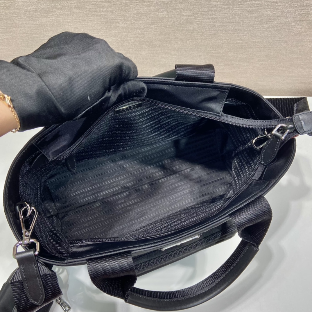 Prada 3 in 1 Tote Bag 1BG354