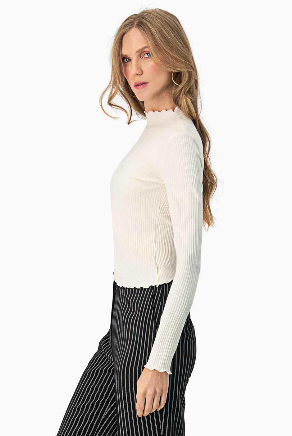 Blusa corta acanalada natural