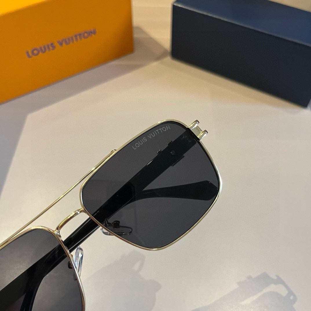 Louis Vuitton square-frame sunglasses