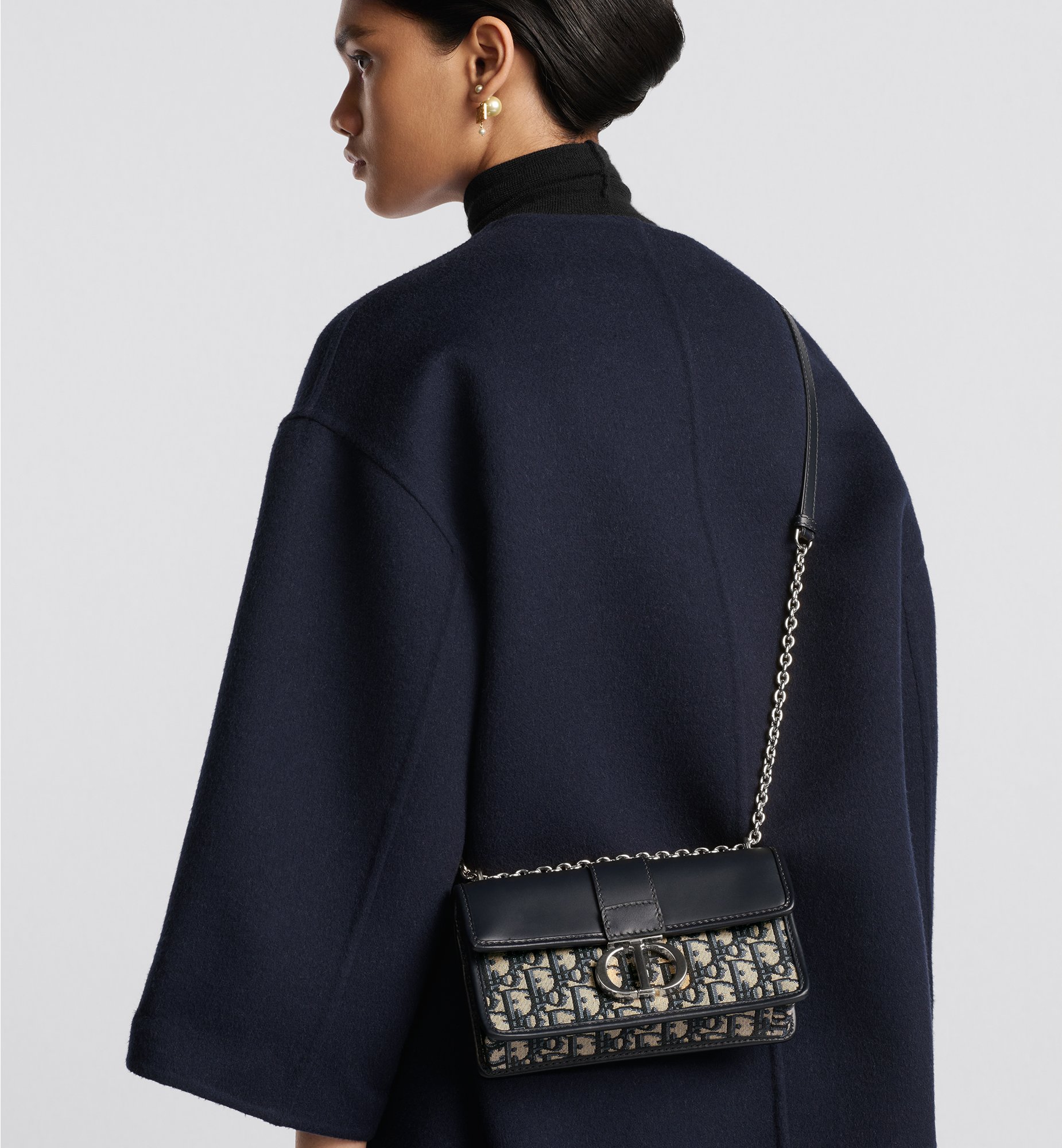 Dior 30 Montaigne East-West Chain Bag M9334PDDS_M928