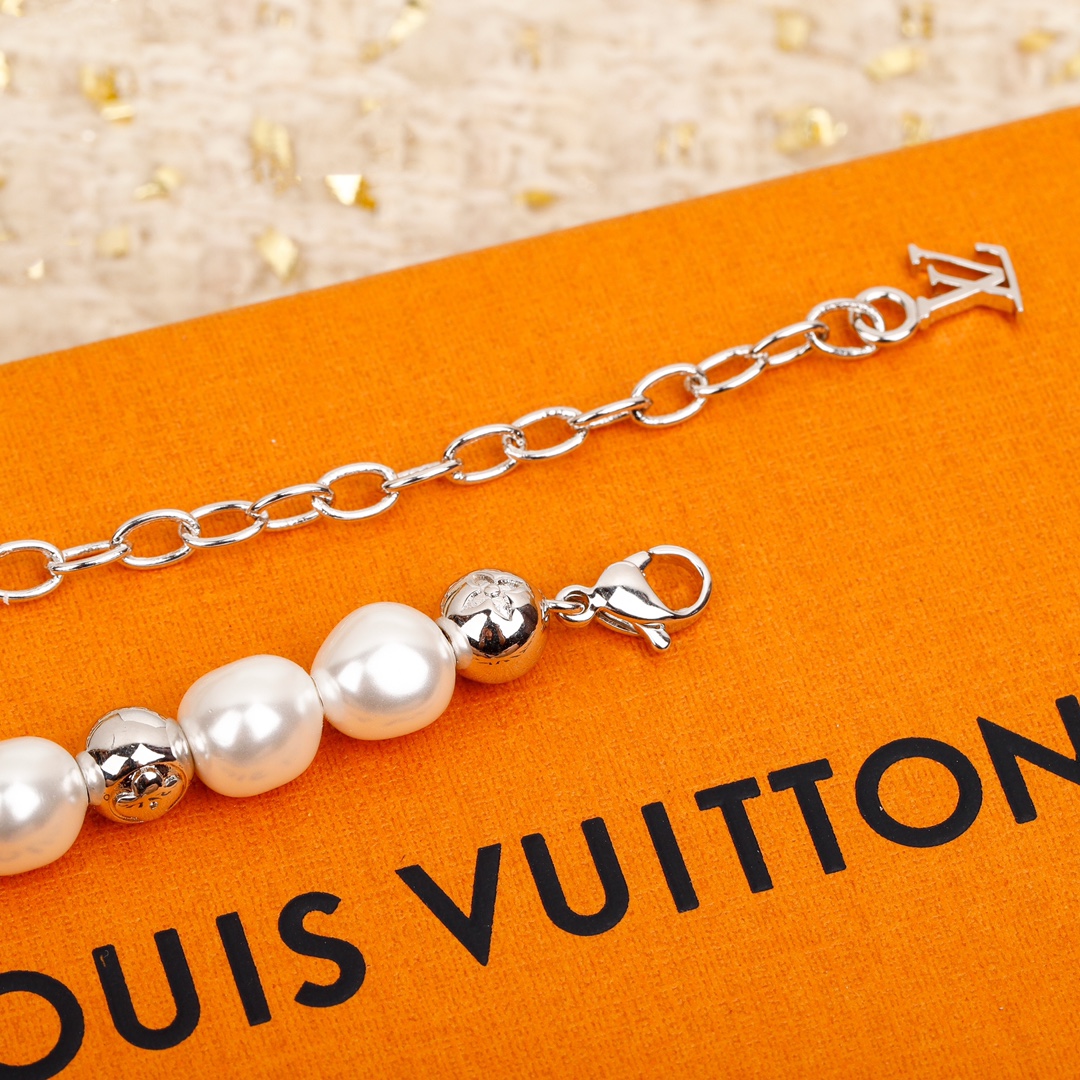 Louis Vuitton Pearl Necklace Bracelet