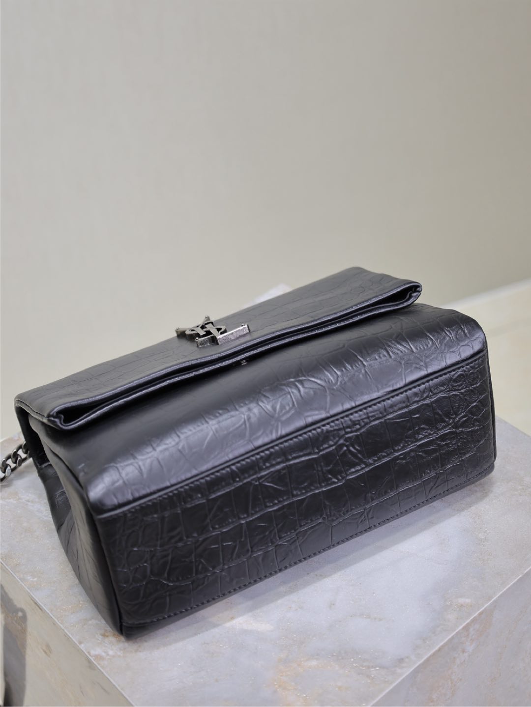 Yves Saint Laurent West Hollywood Chain Bag 738820