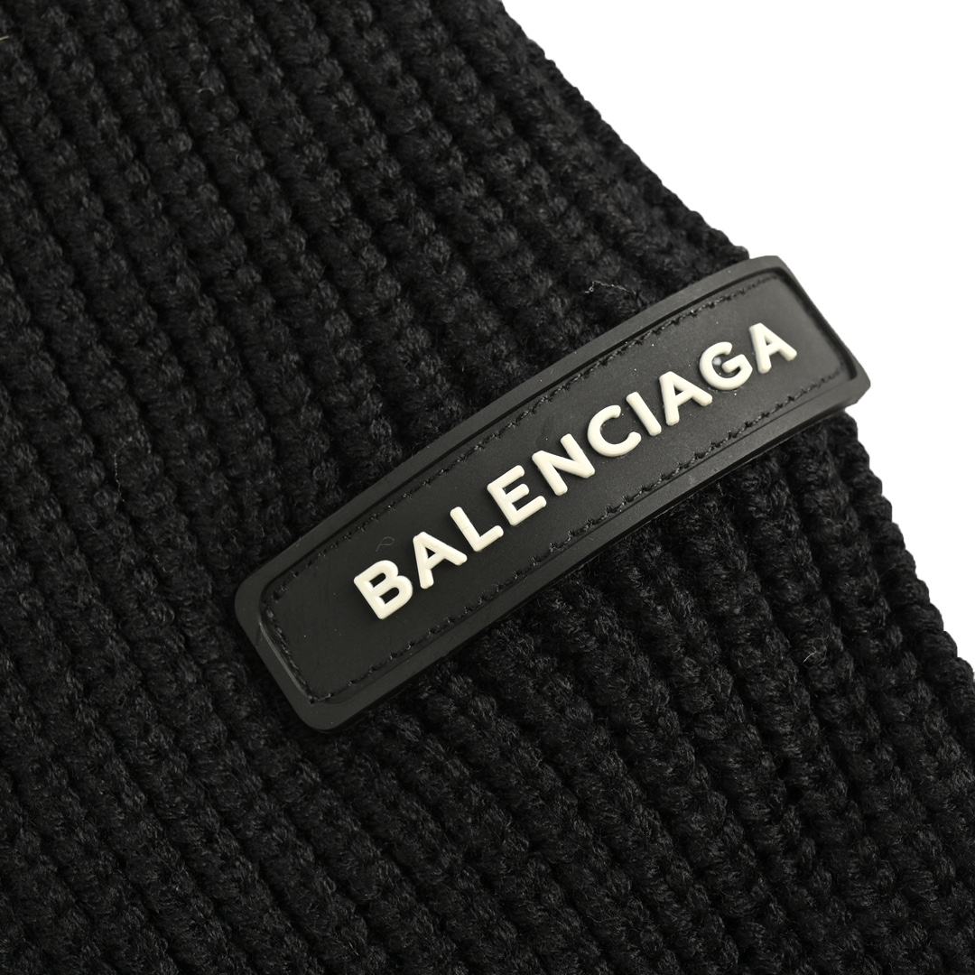 Balenciaga 24Fw sleeve badge knitted cardigan sweater