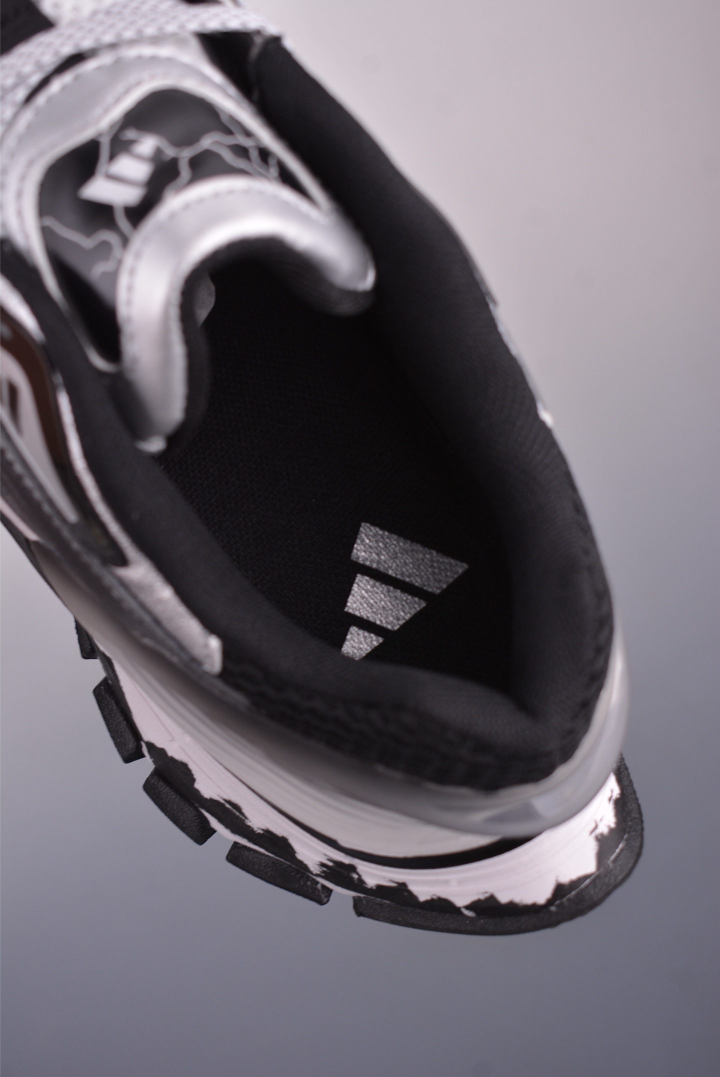 Adidas XLG MTW 