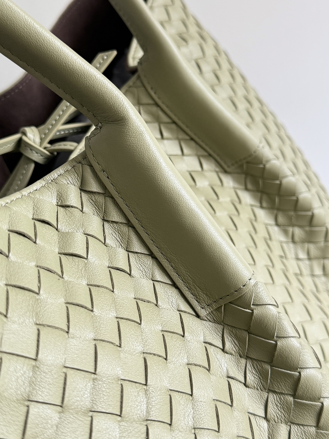 BOTTEGA VENETA 2025 PINACOTECA bag 817166