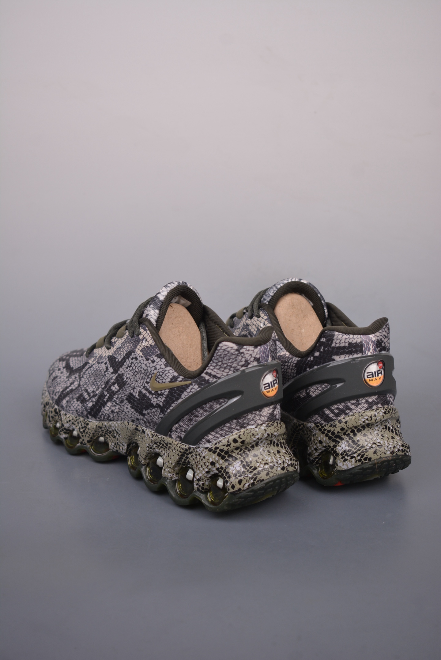 Nike Air Max DN8 Premium Snakeskin