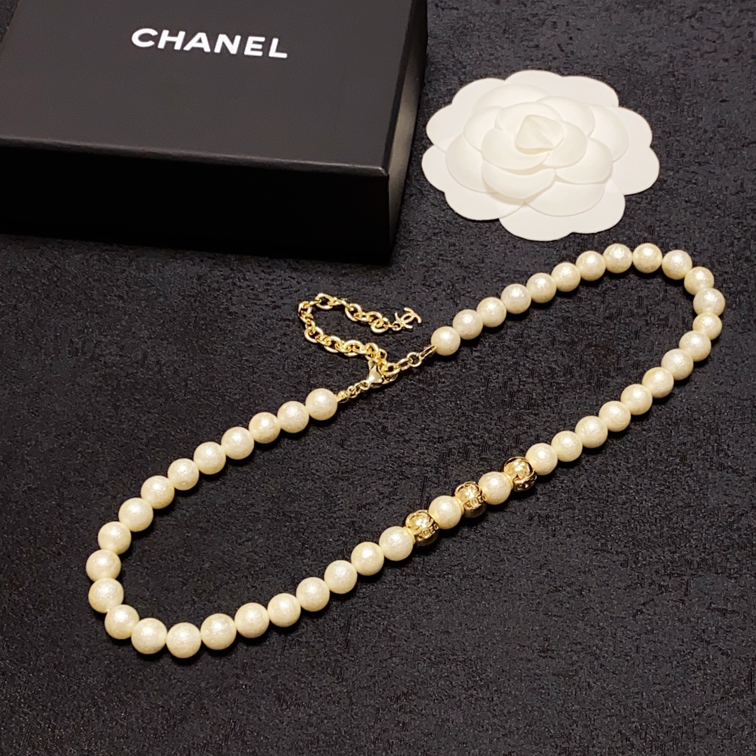 Chanel Bubble Pearl Necklace