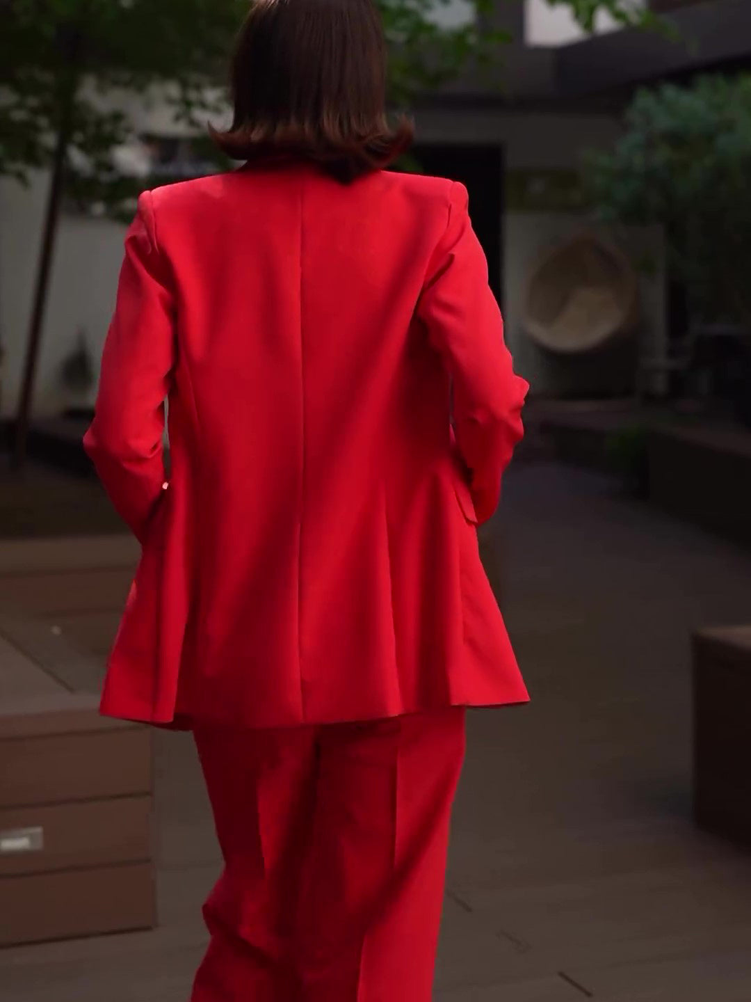 Classic Three-Piece Set: Solid Color Suit, Camisole, and High-Waisted Pants