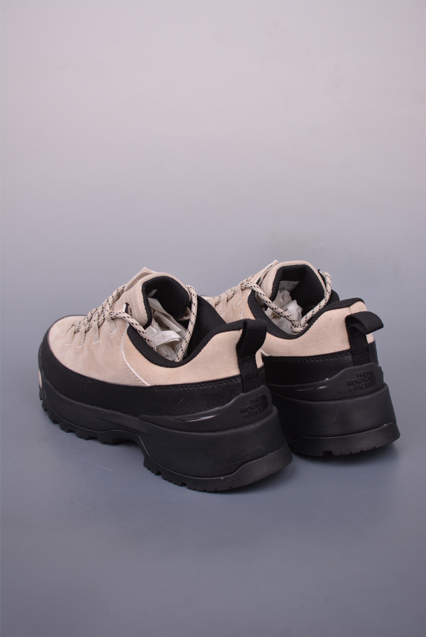 The North Face Glenclyffe Low sneakers beige gray black NF0A817B