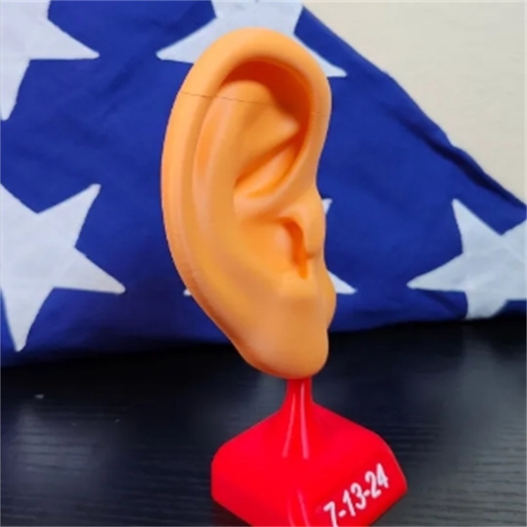 Trump Ear Tabletop Arrangement