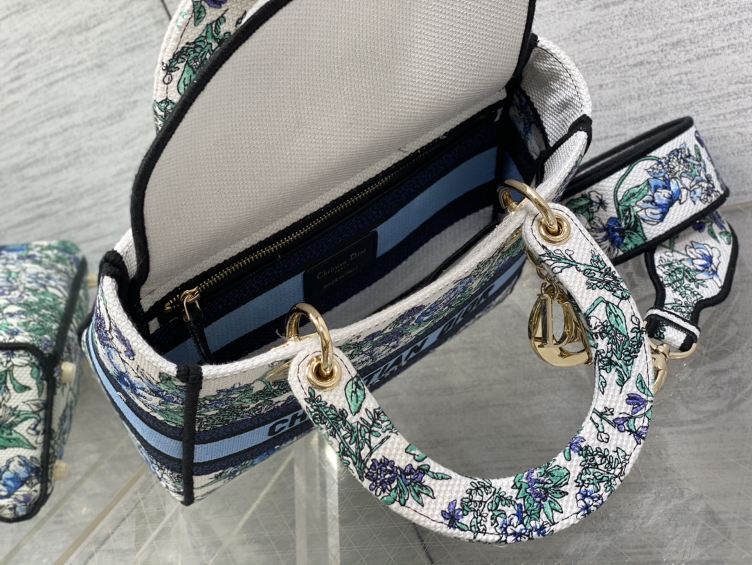 Dior Winter Garden Series Lady Embroidered Handbag 6605