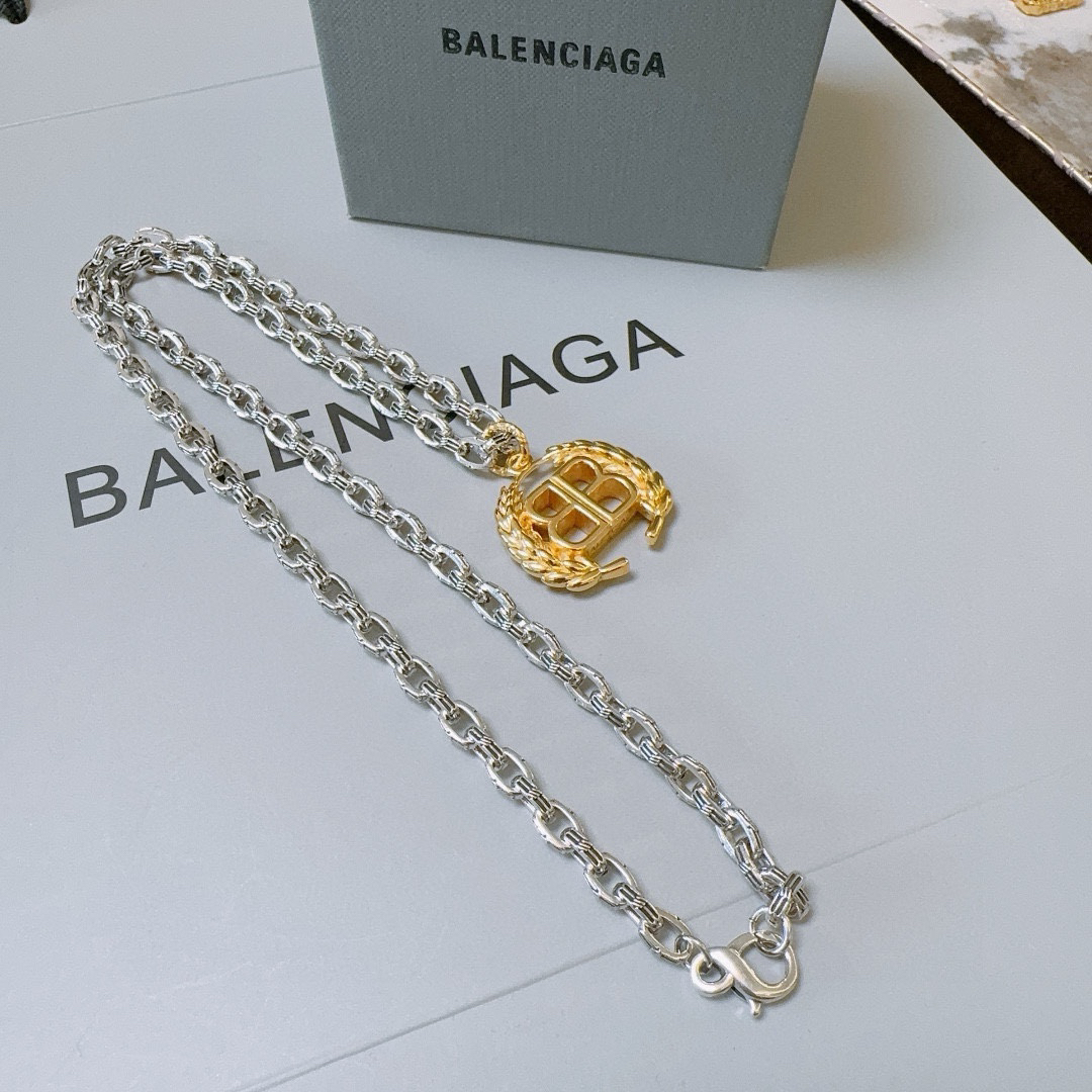 Balenciaga BB chain necklace