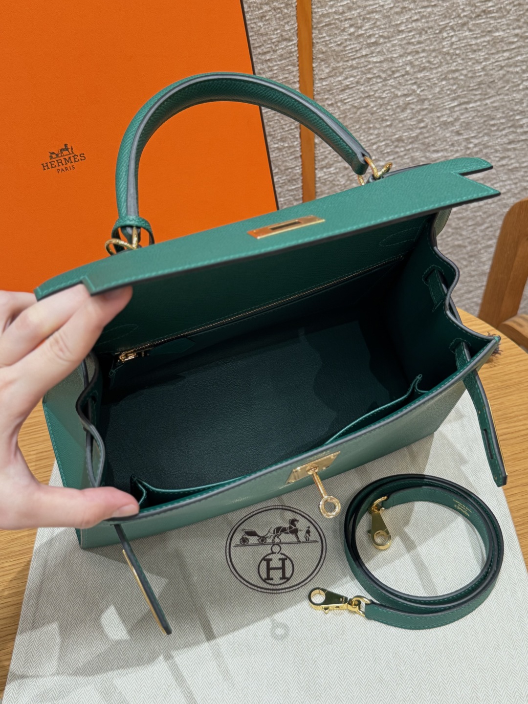 Hermès Kelly z6Makachite Handbag (Handmade to order)