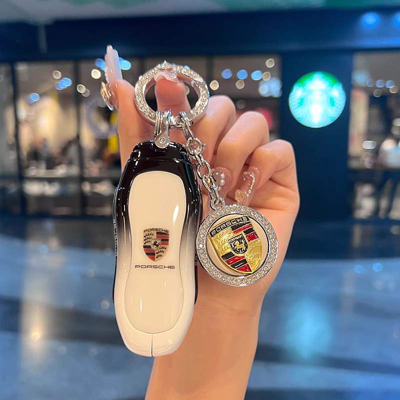 Zinc alloy keychain