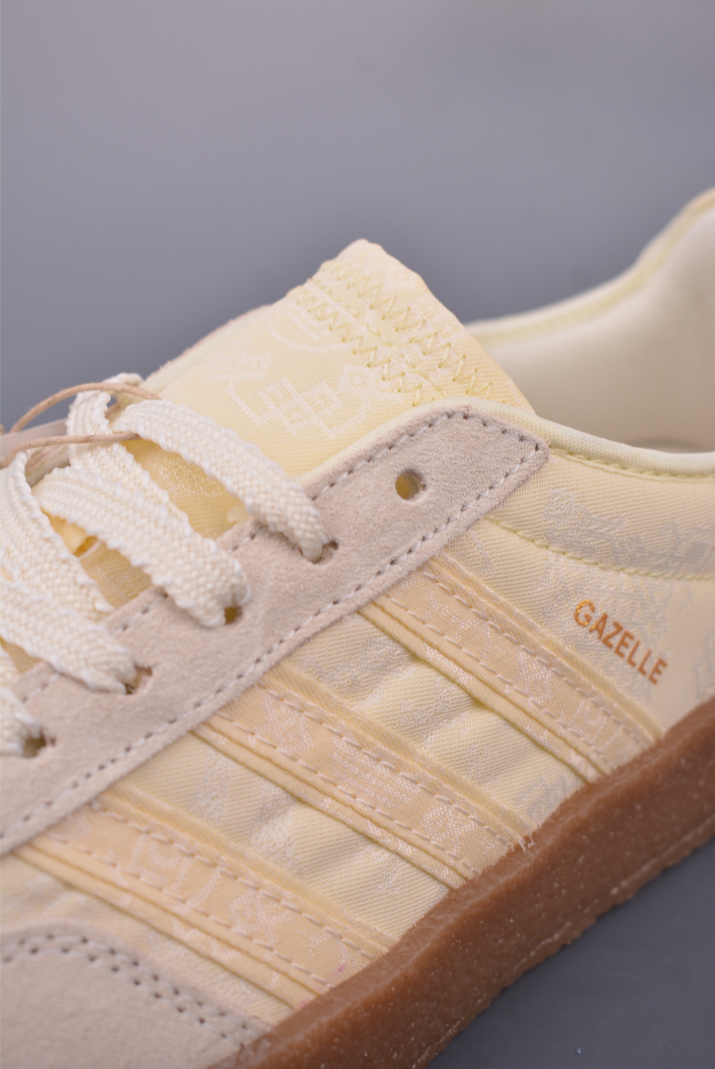 CLOT x adidas originals GAZELLE Crepe Sole Pack sneakers JR5410
