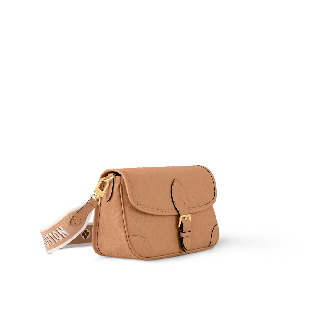 Louis Vuitton DIANE Handbag M46386