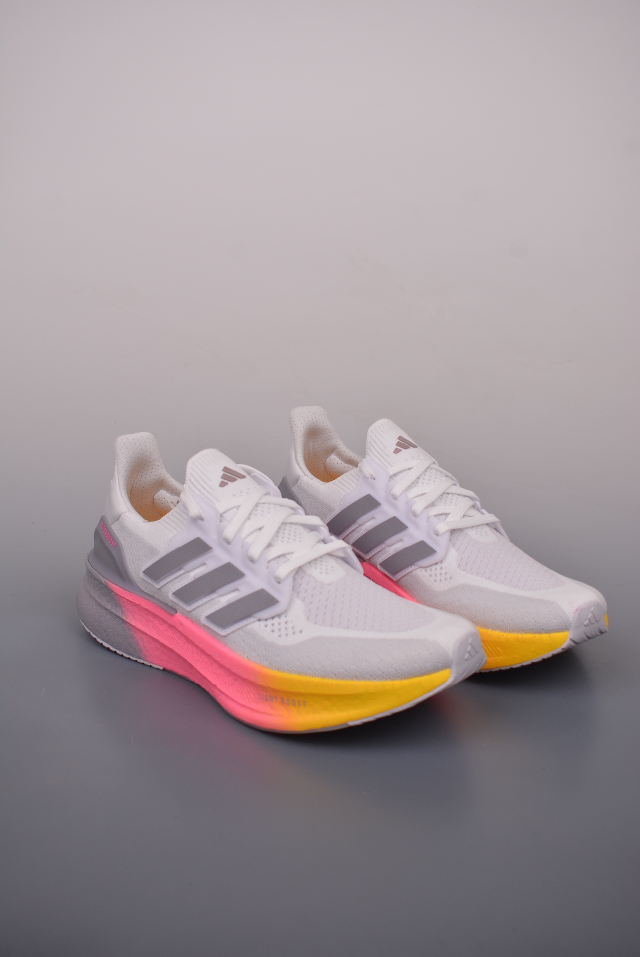 Adidas Ultra Boost 5X White Lucid Pink 2025 ID8810