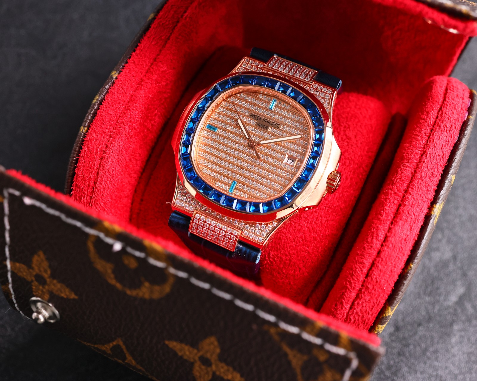 Patek Philippe Diamond Limited Edition Series Nautilus 5711