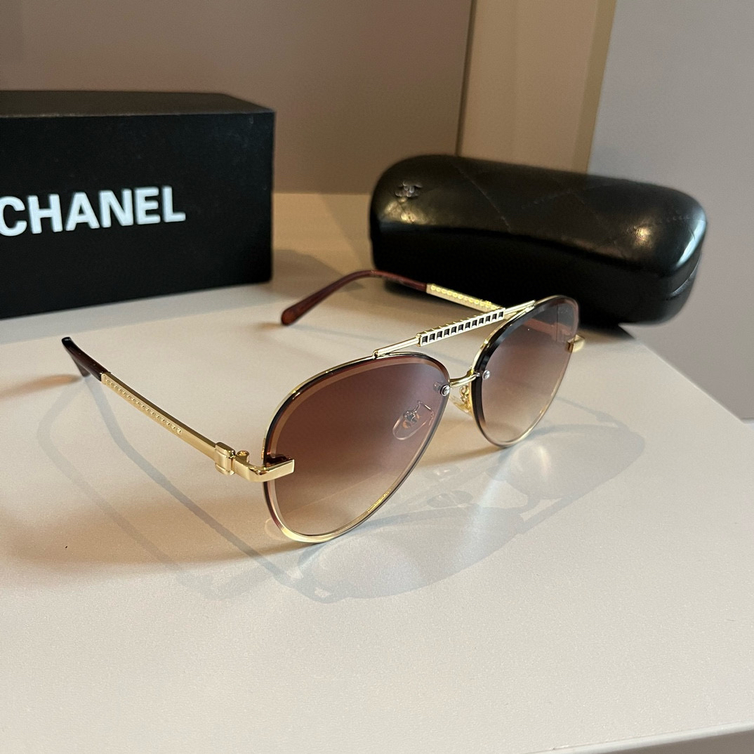 Chanel round frame sunglasses