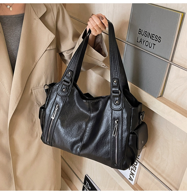 🌲Early Christmas Sale 49% OFF🌲Women's Punk Style Studded Decor Tote Bag