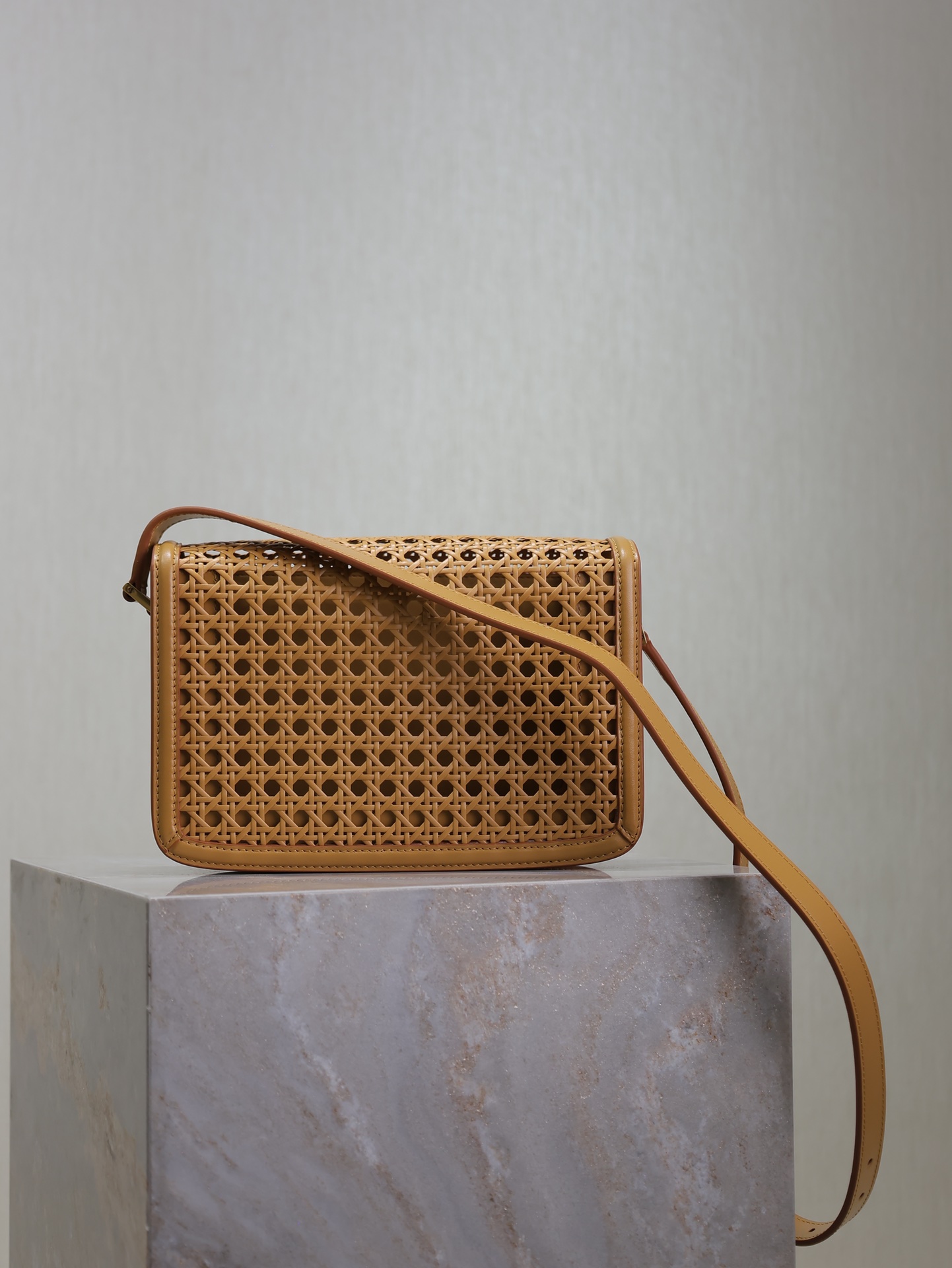 YVES SAINT LAURENT SOLFERINO BOX BAG 634305
