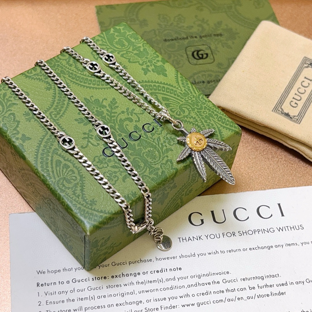 Gucci Anger Forest Series Coconut Leaf Flat Chain Necklace